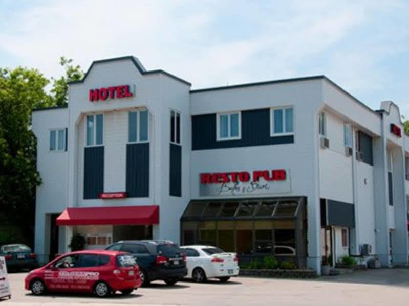 Econo Lodge La Malbaie Εξωτερικό φωτογραφία